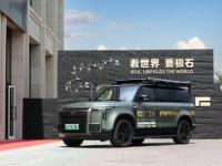 极石汽车万里行：丝路长卷中的验证与对话