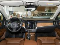 沃尔沃S90：豪华与安全并行的北欧典范